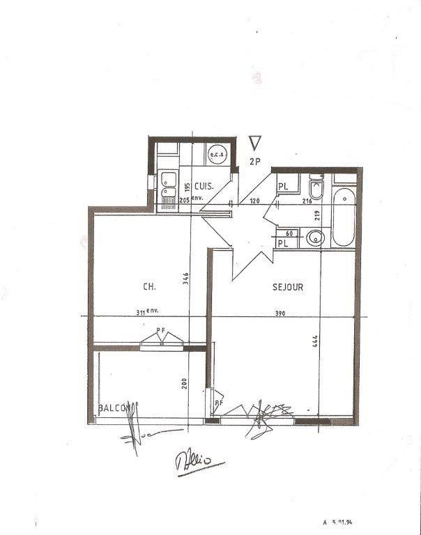 
                                                Location
                                                 T2 39 m2 bien agencé