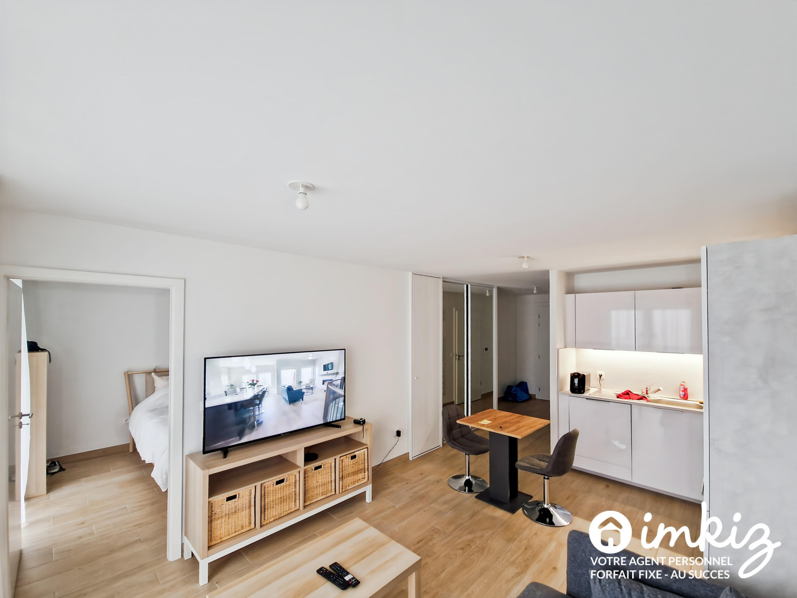 
                                                Vente
                                                 T2 41m2 de 10/2023  terrasse 13m2 et parking s/sol