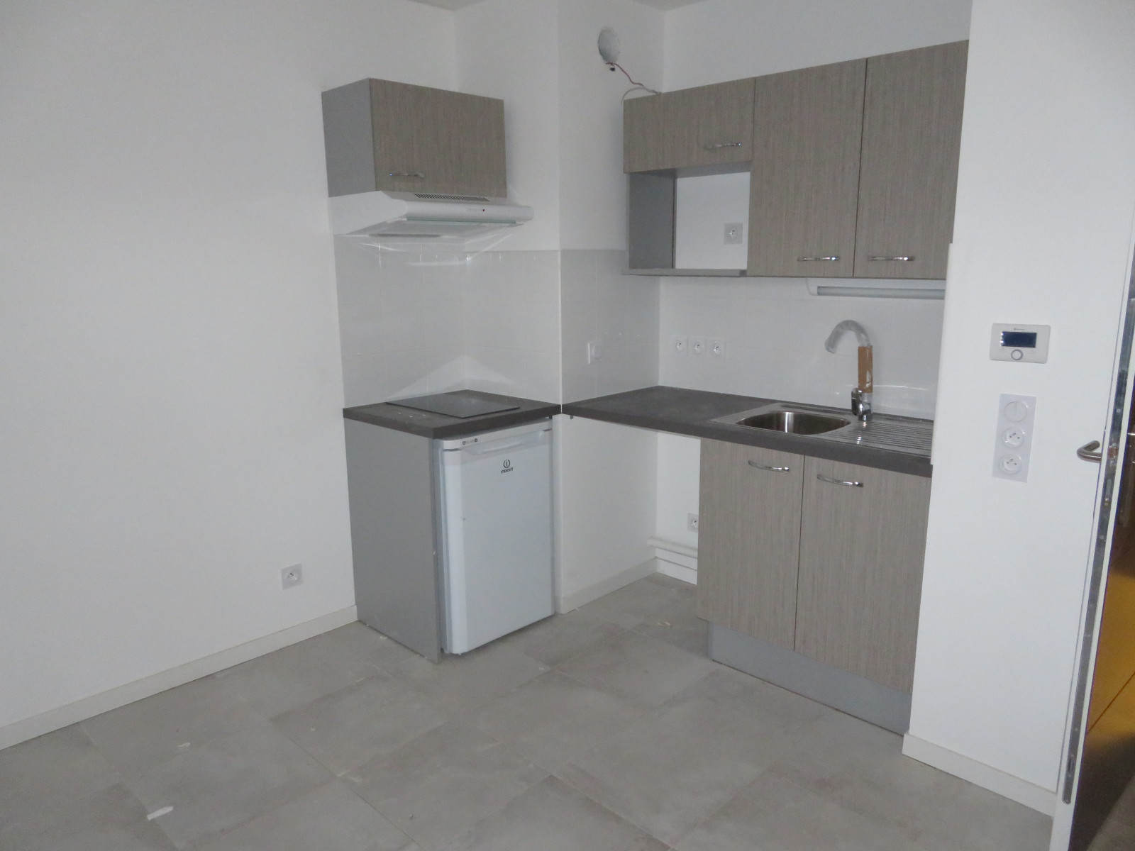 
                                                Location
                                                 T2 / 42 m² / Pessac / Nu