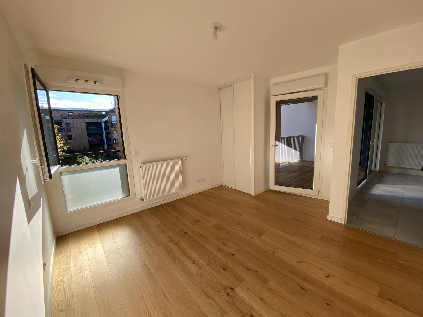 
                                                Location
                                                 T2 / 42 m² / Pessac / Nu