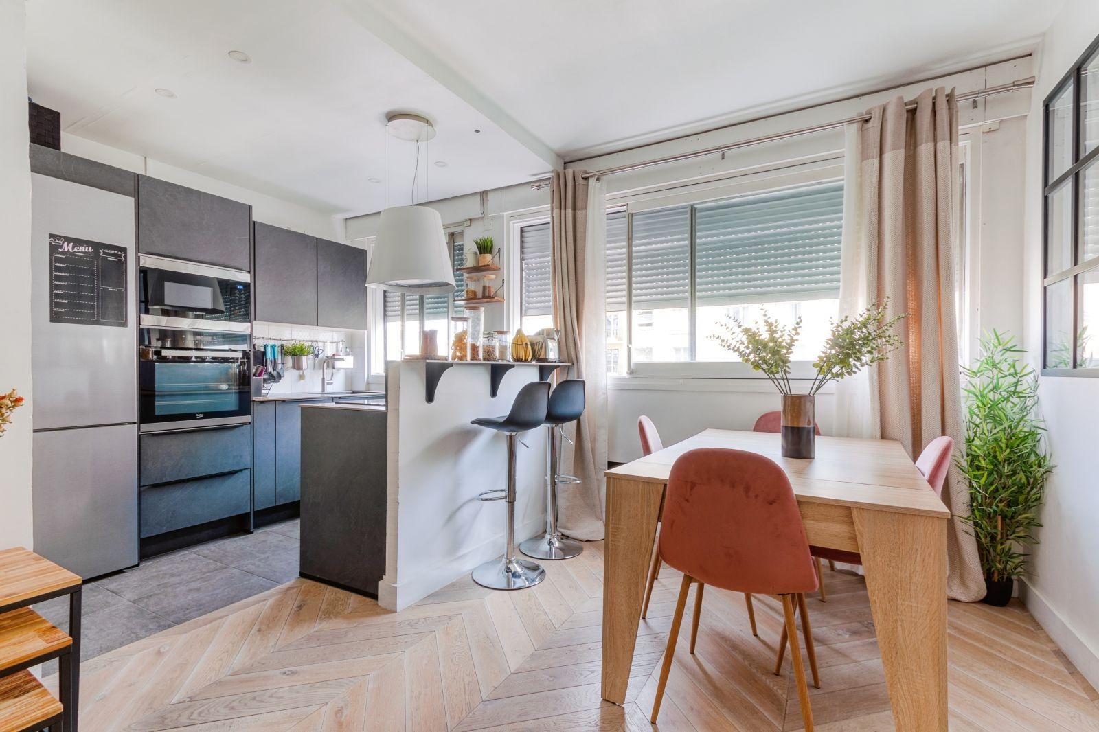 
                                                Location
                                                 T2 44 m², 15ème arrondissement – Charme et confort