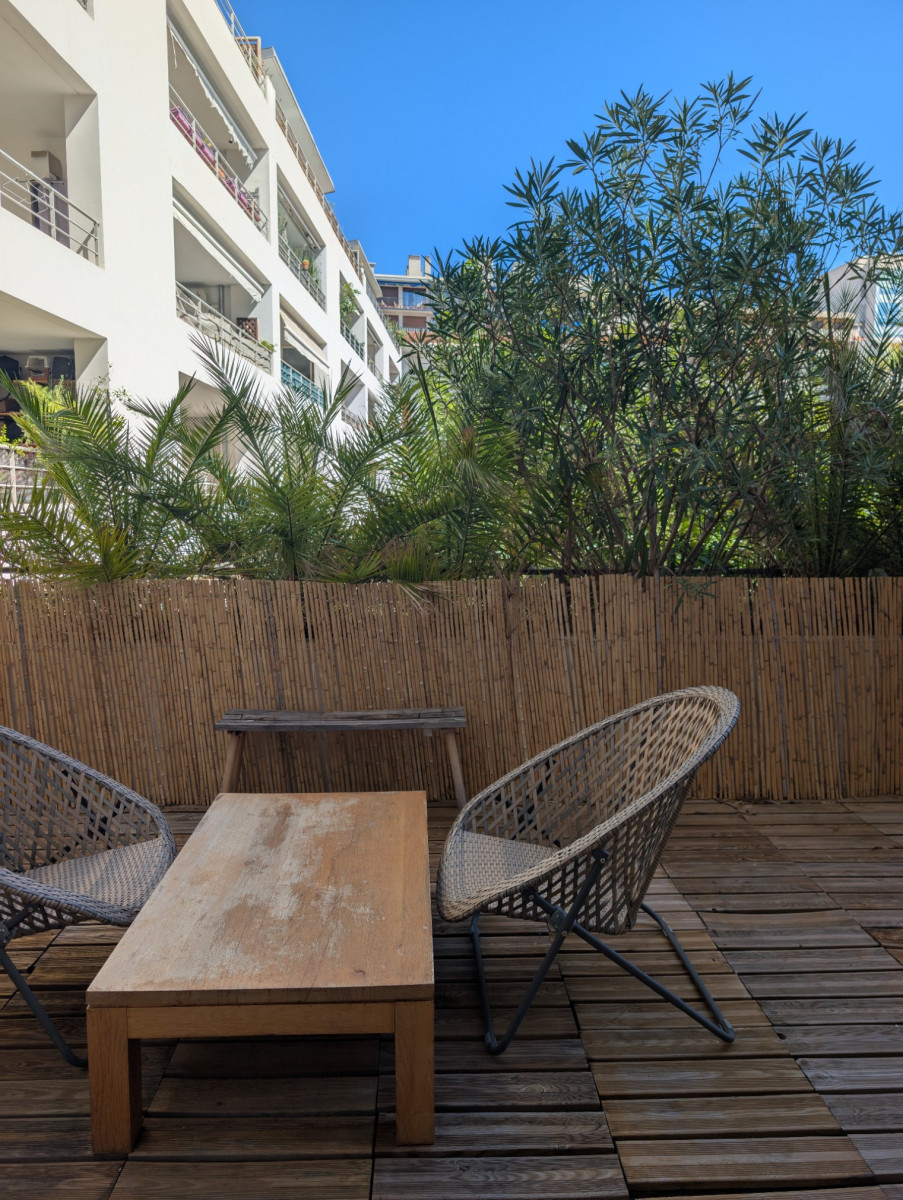 
                                                Vente
                                                 T2 - 45m² - Quartier Menpenti