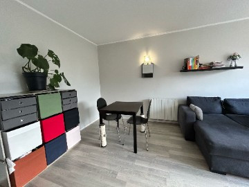
                                                Vente
                                                 T2 48m2 dernier étage avec balcon