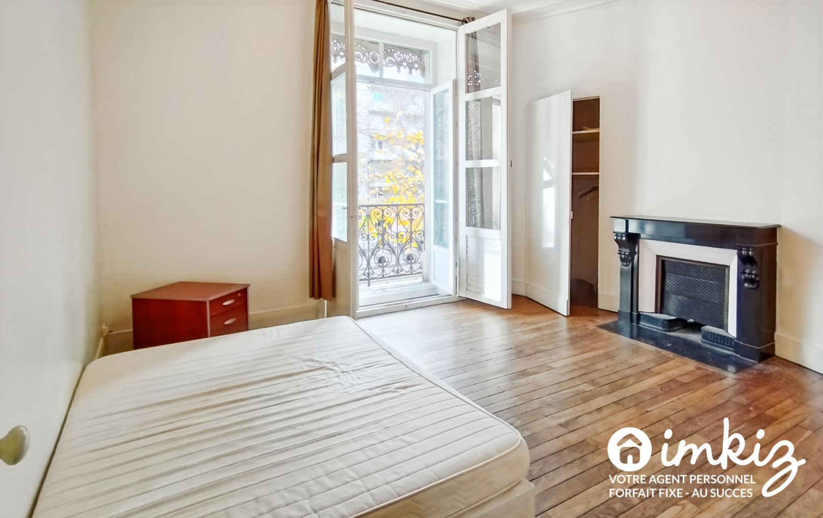 
                                                Vente
                                                 T2 49m² emplacement idéale !