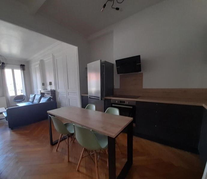 
                                                Location
                                                 T2 50.34m² MEUBLE