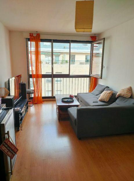 
                                                Location
                                                 T2 50 M2 quartier Mellinet Nantes