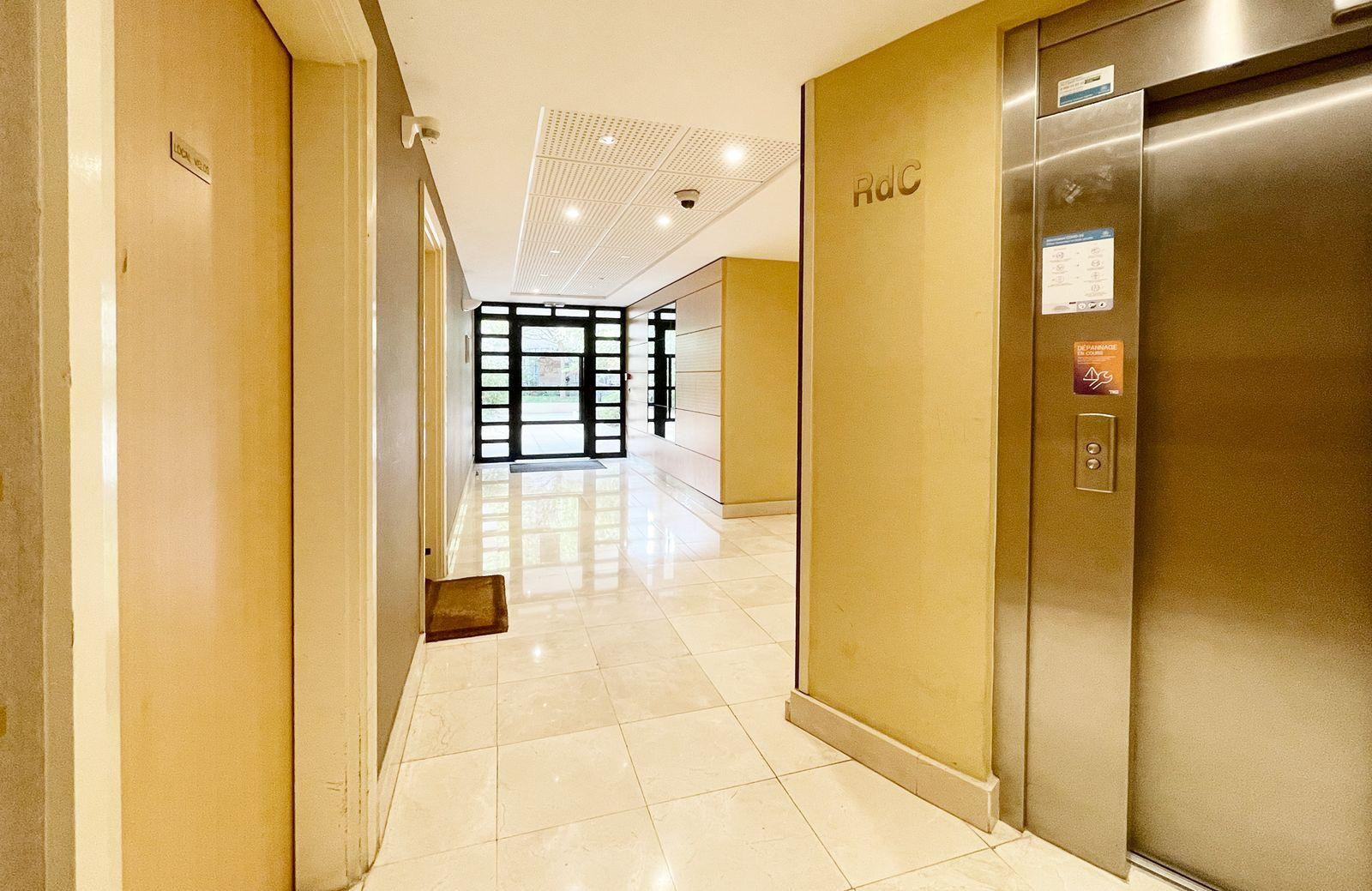 
                                                Location
                                                 T2 50m2 + parking Issy les Moulineaux / Meudon