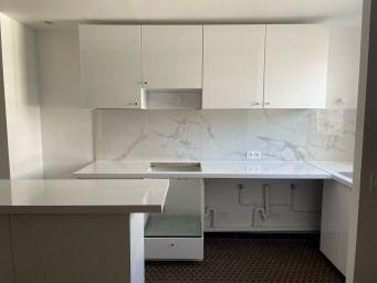
                                                Location
                                                 T2 52m2