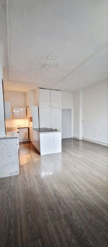 
                                                Location
                                                 T2 55m2 quartier panier, 2ème étage