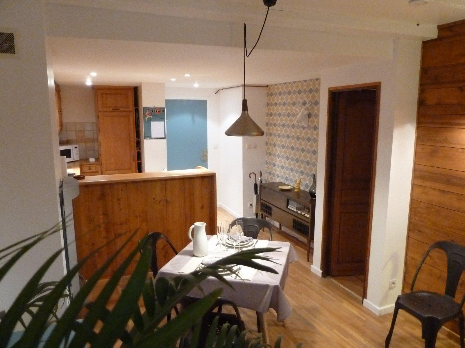
                                                Location
                                                 T2 58m2 lumineux en vieille ville, vue incroyable!