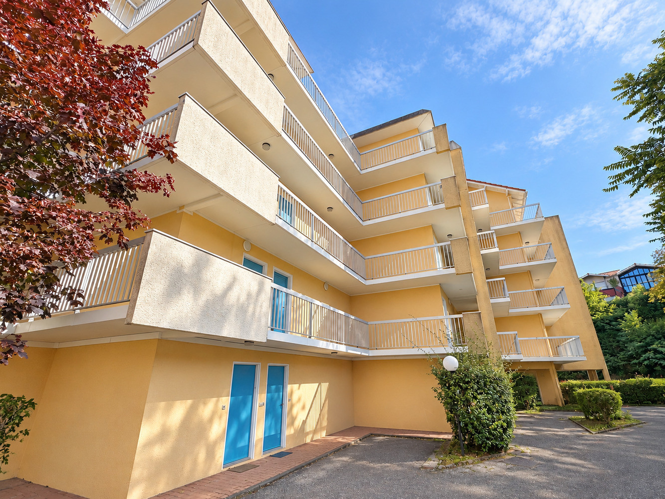 
                                                Vente
                                                 T2 à 2 pas de la mer au coeur d'Arcachon