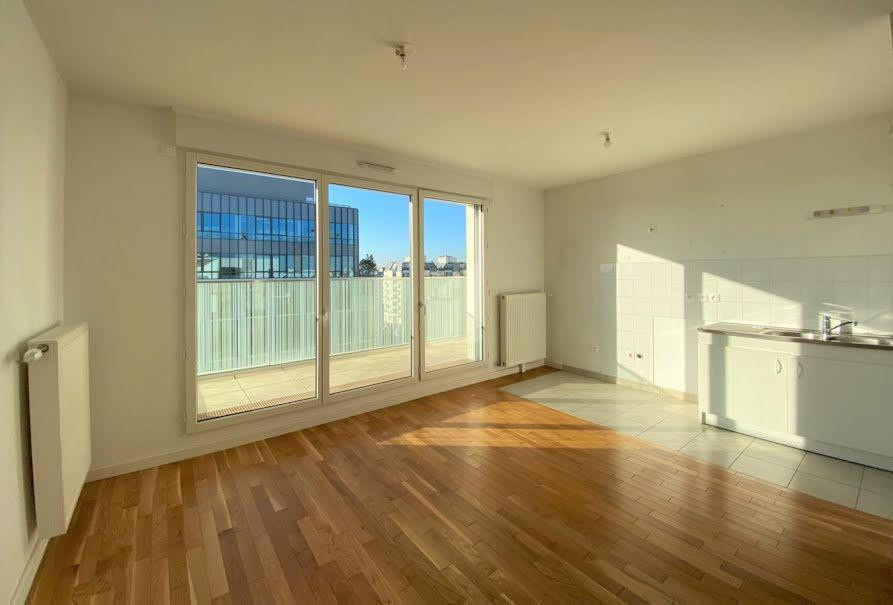 
                                                Location
                                                 T2 à Arcueil baigné de lumière