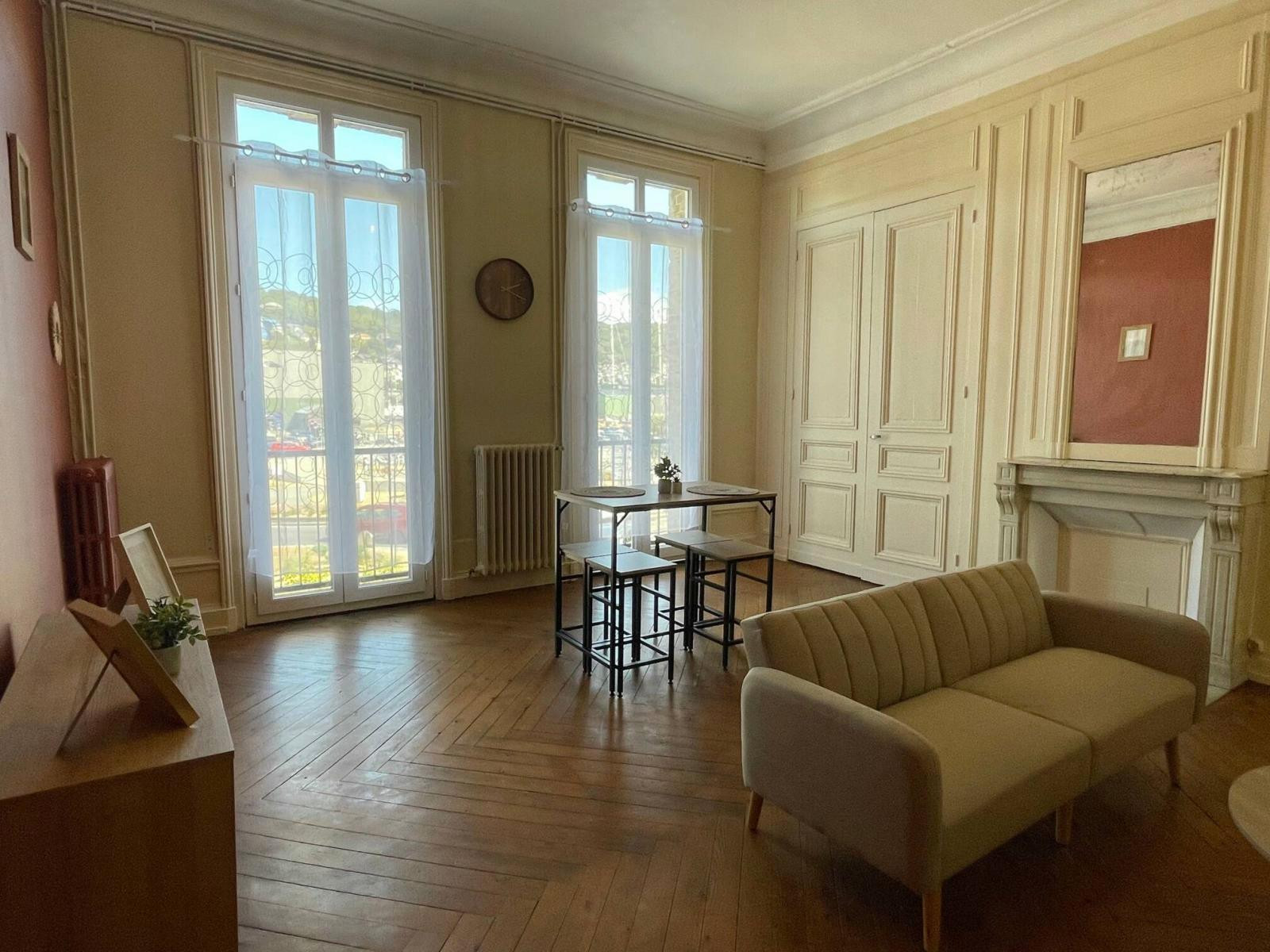 
                                                Location
                                                 T2 à Fécamp