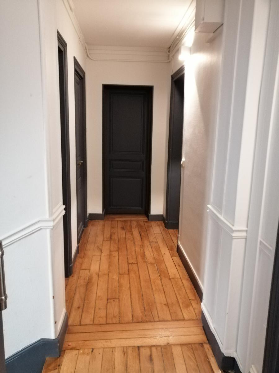 
                                                Location
                                                 T2 à Levallois-Perret