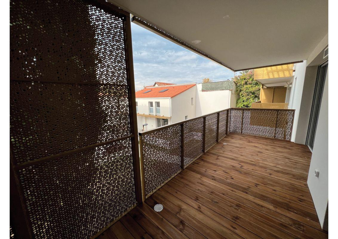 
                                                Location
                                                 T2 à louer Toulouse + balcon + parking