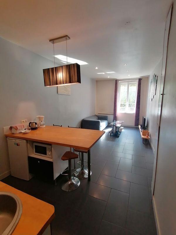 
                                                Location
                                                 T2 à Lyon 3è de 33,7m²