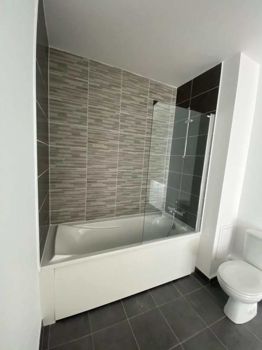 
                                                Location
                                                 T2 à Roubaix refait neuf - Balcon