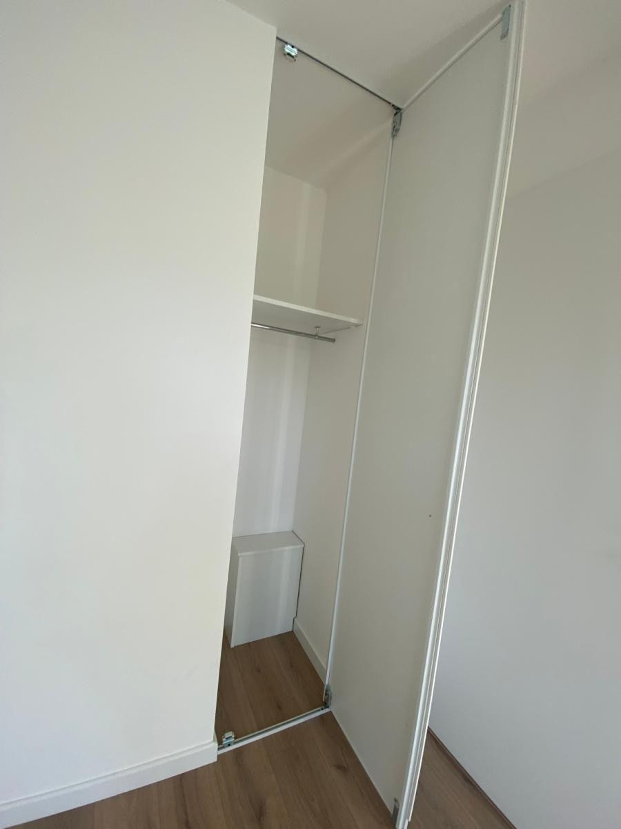 
                                                Location
                                                 T2 à Roubaix refait neuf - Balcon