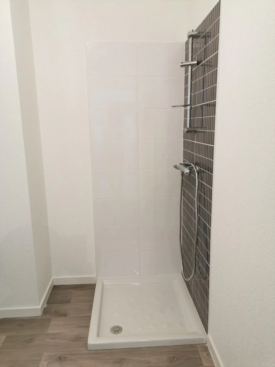 
                                                Location
                                                 T2 Audenge