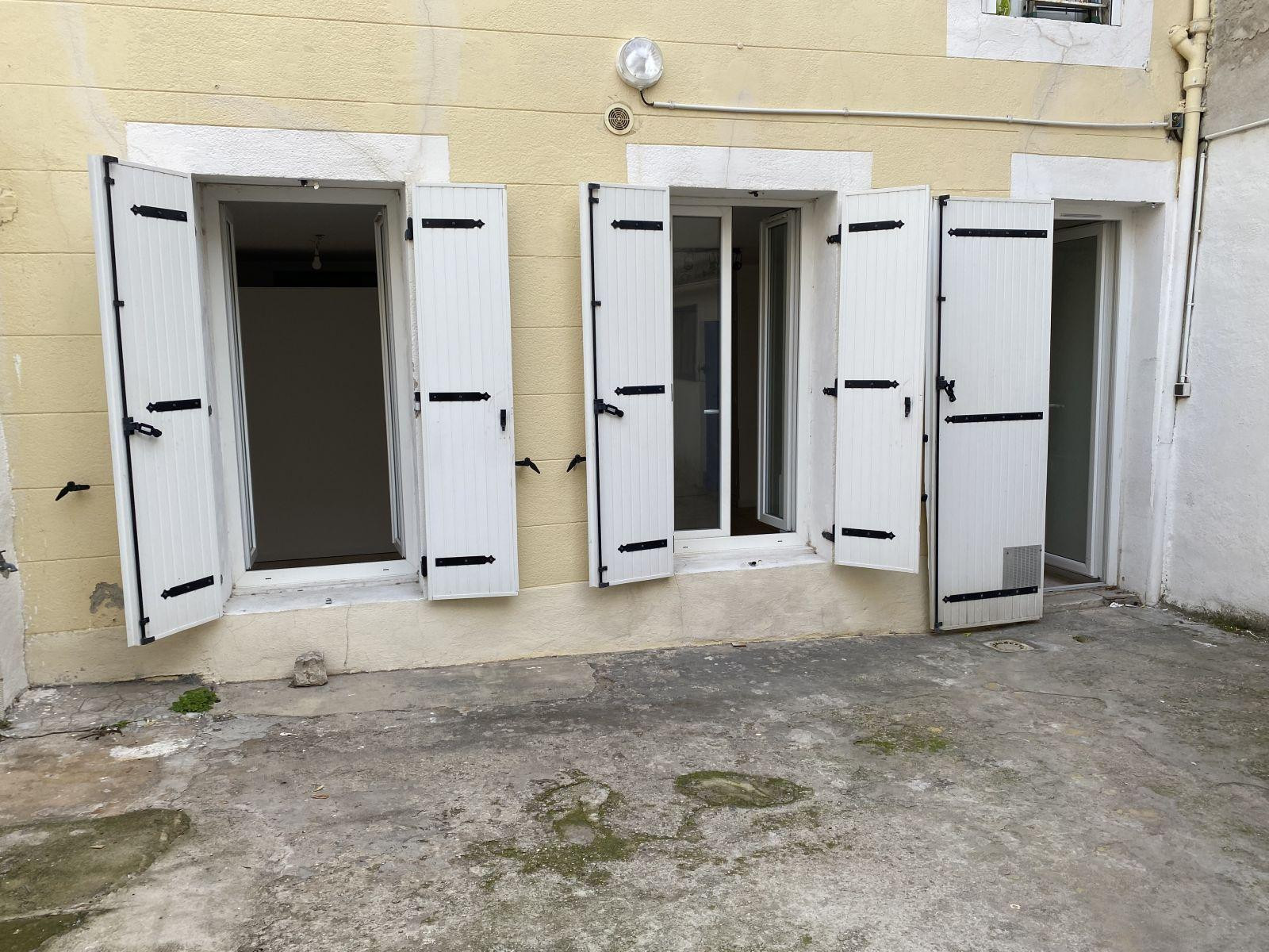 
                                                Location
                                                 T2 avec extérieur 7 eme quartier catalans