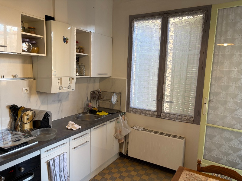 
                                                Vente
                                                 T2  avec exterieur - Investir quartier Cinq avenue