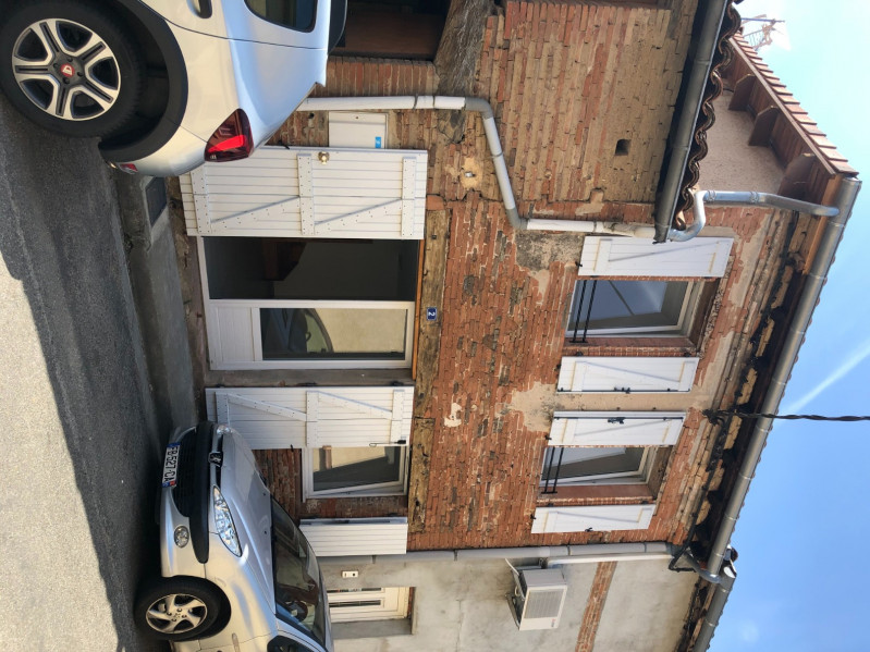 
                                                Location
                                                 T2 avec GARAGE