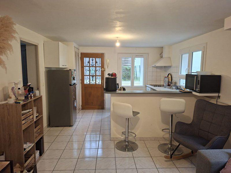 
                                                Location
                                                 T2 avec jardin
