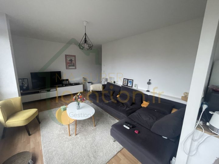 
                                                Location
                                                 T2 avec terrasse dans résidence avec ascenseur