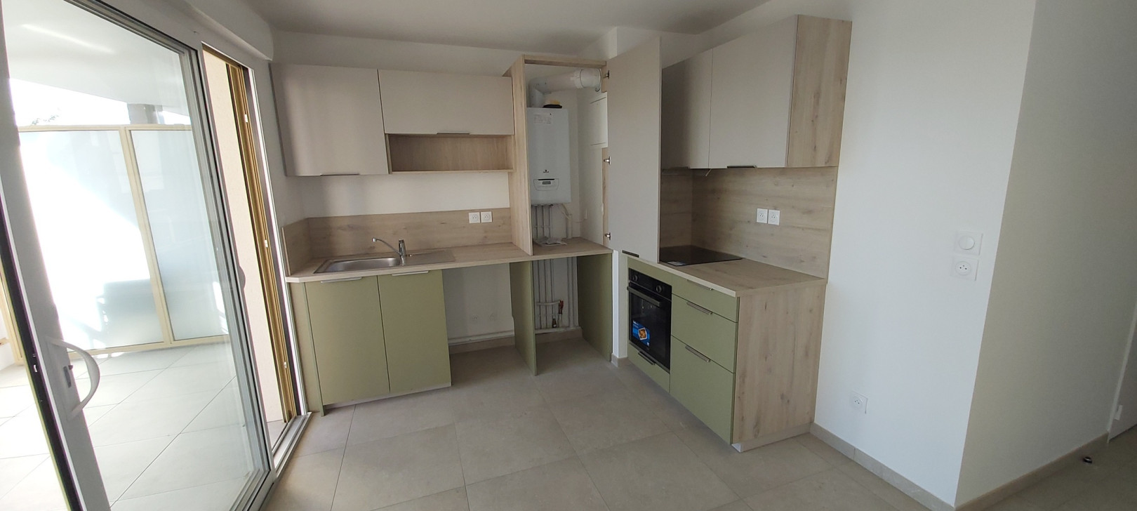 
                                                Location
                                                 T2 avec terrasse et garage – Caluire-et-Cuire