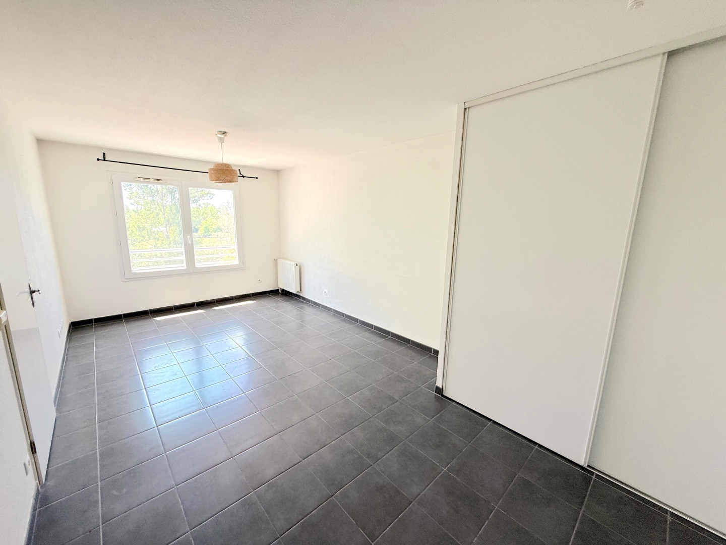 
                                                Vente
                                                 T2 - BAS FLOIRAC