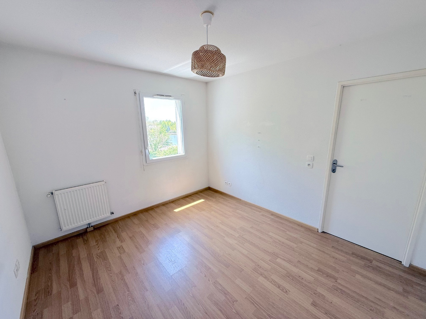 
                                                Vente
                                                 T2 - BAS FLOIRAC