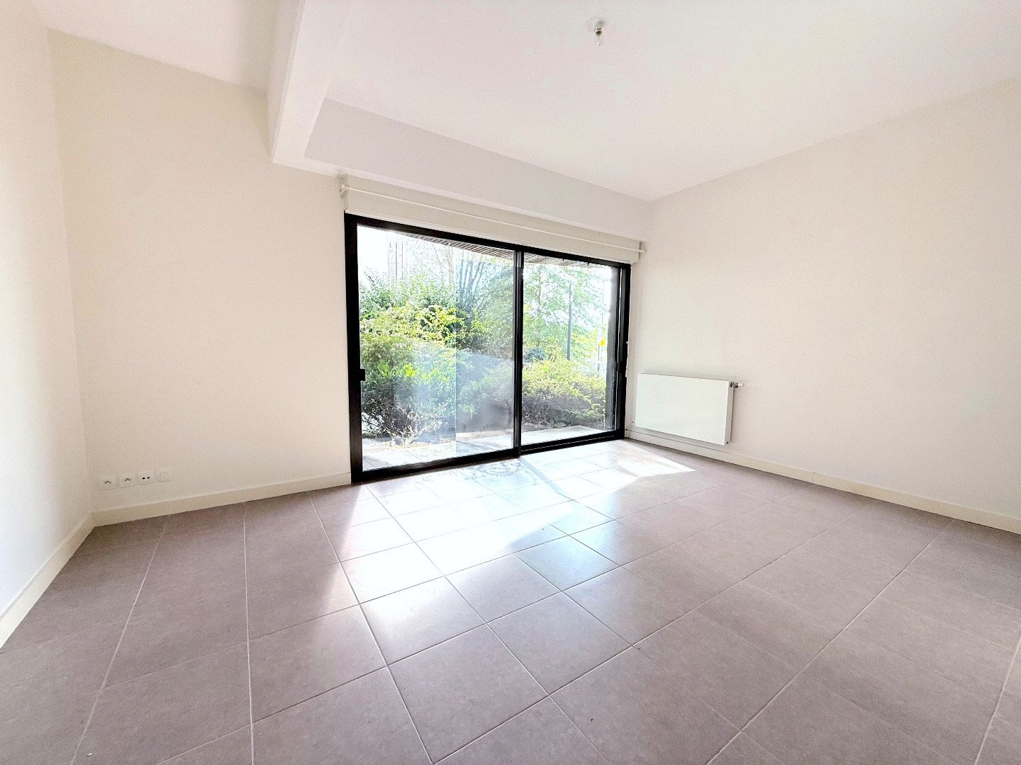 
                                                Vente
                                                 T2 - BERGES DU LAC