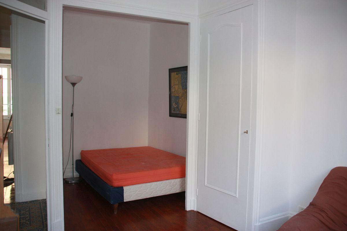 
                                                Location
                                                 T2 bis 54m² angle lacassagne rue Turbil