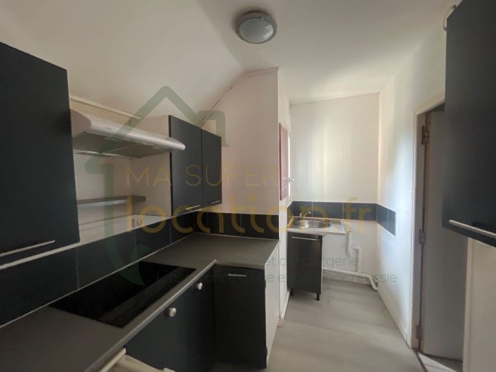 
                                                Location
                                                 T2 CENTRE VILLE ST QUENTIN