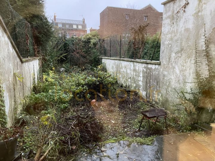 
                                                Location
                                                 T2 Centre ville ST QUENTIN / Proche école ELISA