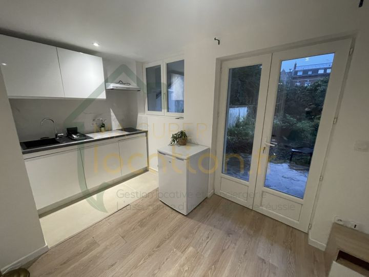 
                                                Location
                                                 T2 Centre ville ST QUENTIN / Proche école ELISA