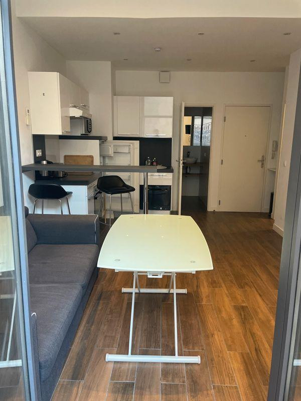 
                                                Location
                                                 T2 climatisé ESTRANGIN/ PREFECTURE + balcon au cal
