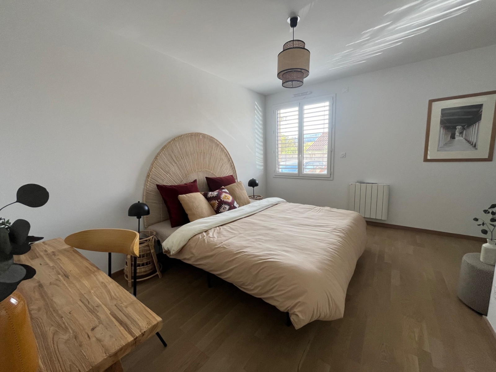 
                                                Vente
                                                 T2 contemporain dans un cadre paisible à Neuville-sur-Saône, éligible PTZ et frais de notaire réduits