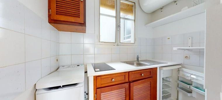 
                                                Location
                                                 T2 dans un immeuble ancien Paris 16e