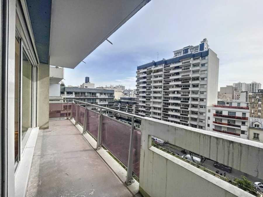 
                                                Location
                                                 T2 dans un immeuble de standing à Paris 15ème