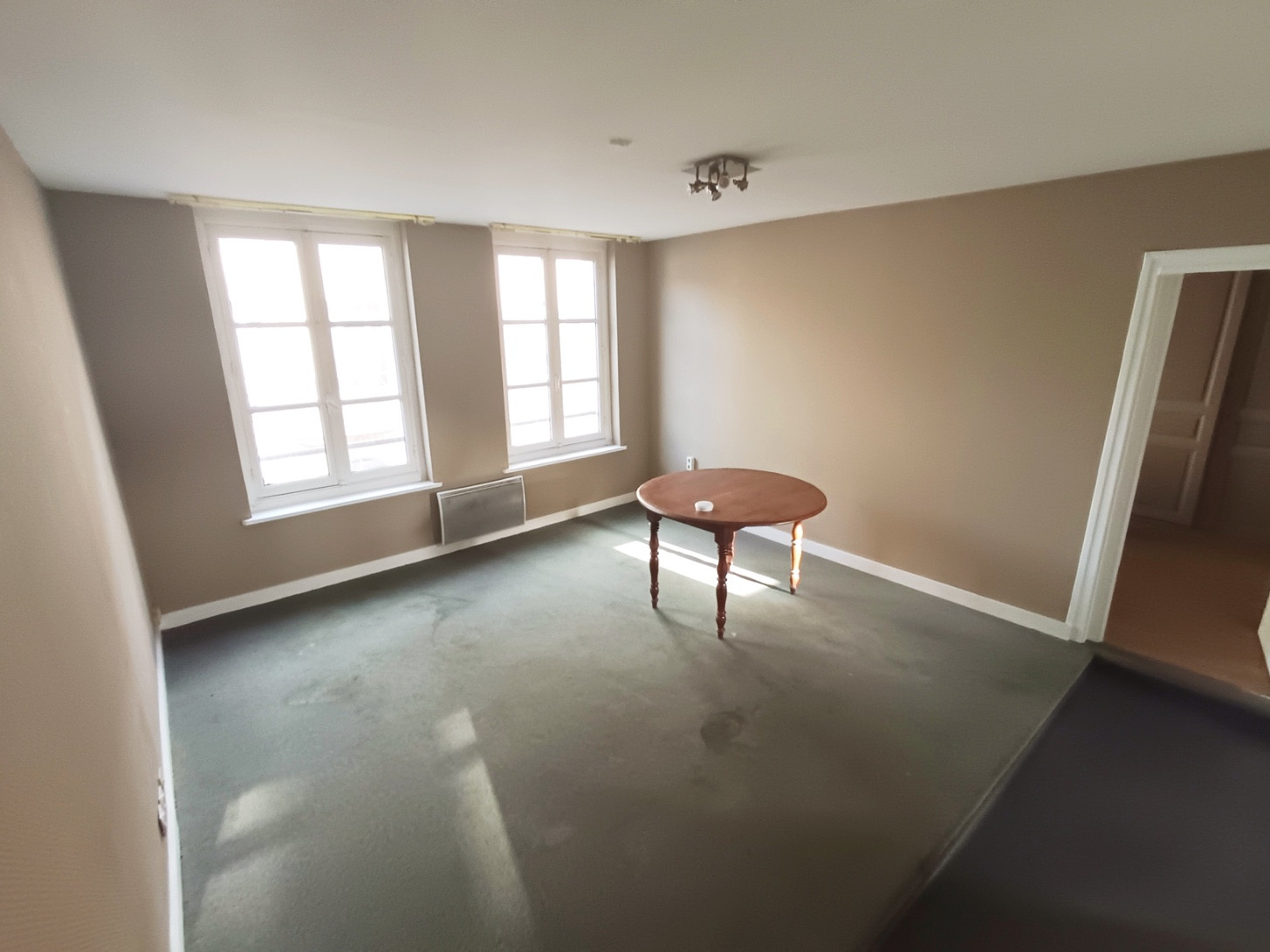 
                                                Vente
                                                 T2 de 38 m² proche centre-ville et gare Amiens