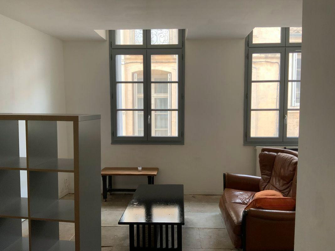 
                                                Location
                                                 T2 de 40 m carrés centre historique