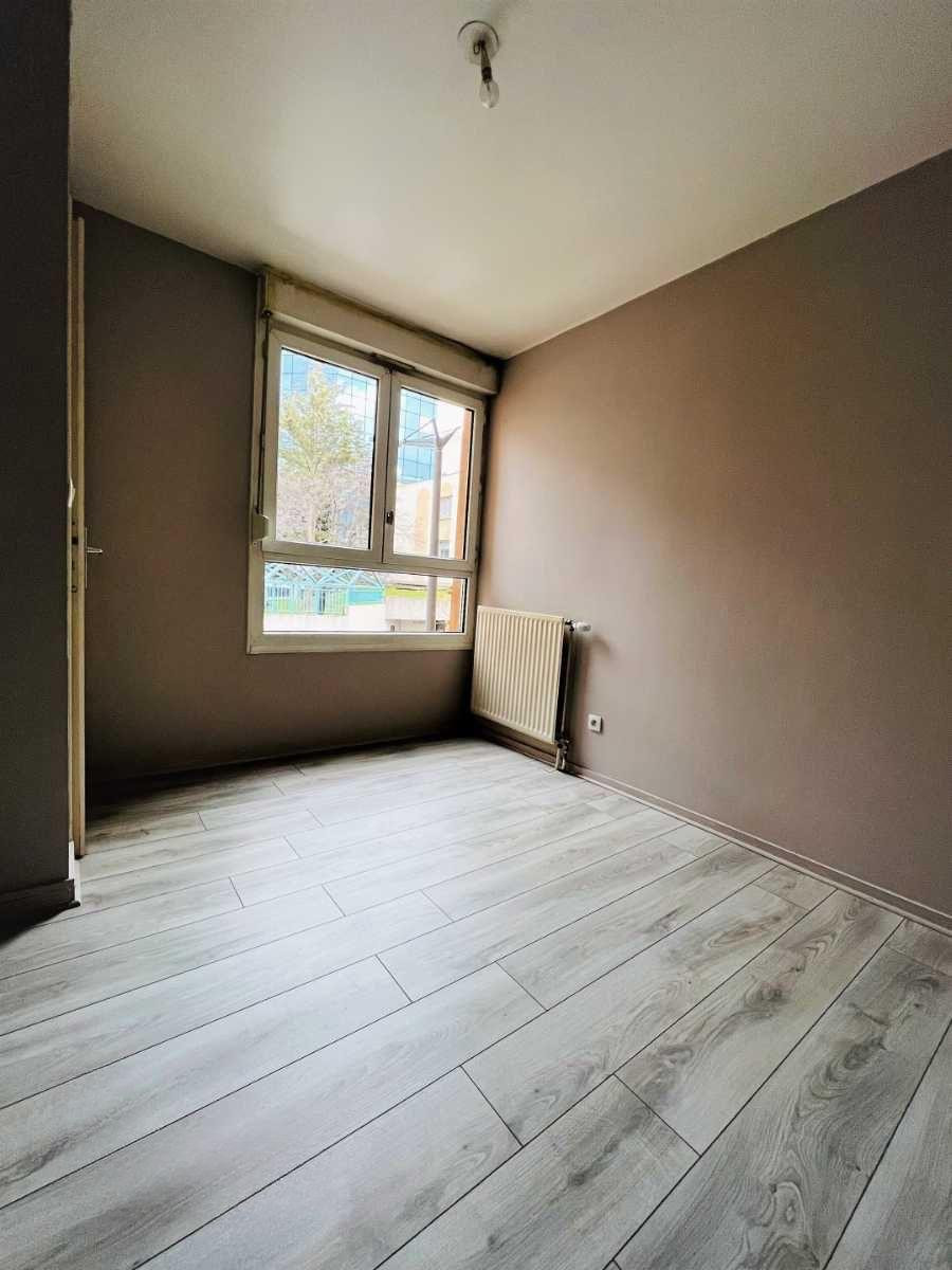 
                                                Location
                                                 T2 de 40 m2 à Saint Maur des Fossés