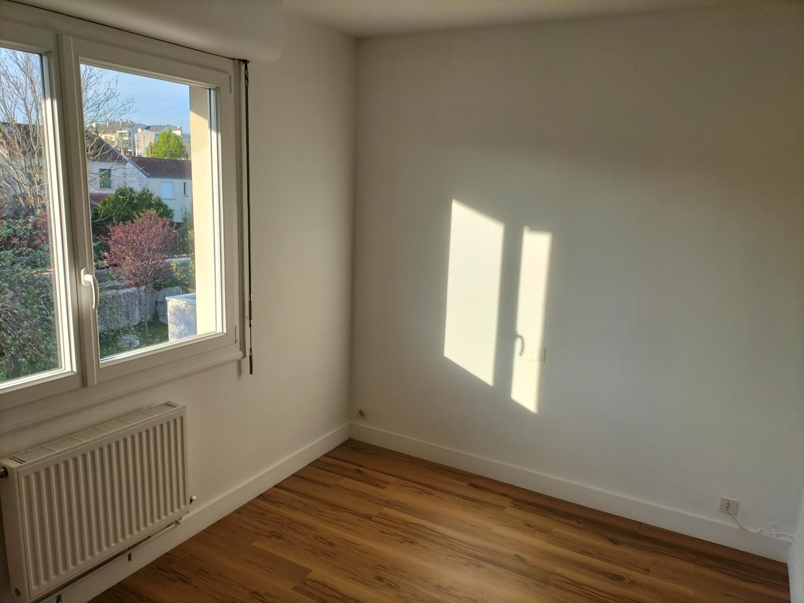 
                                                Location
                                                 T2 de 42m² quartier Boulevard des Américains