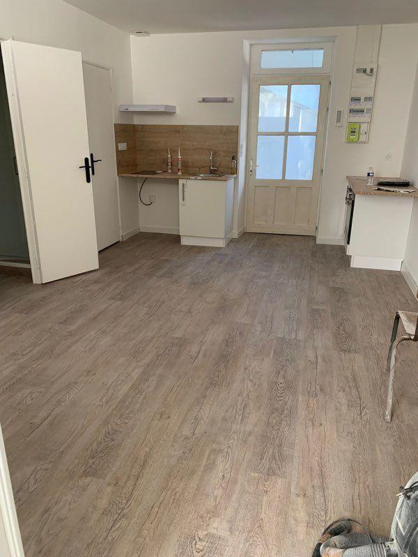 
                                                Location
                                                 T2 de charme - quartier Zola Mellinet Canclaux
