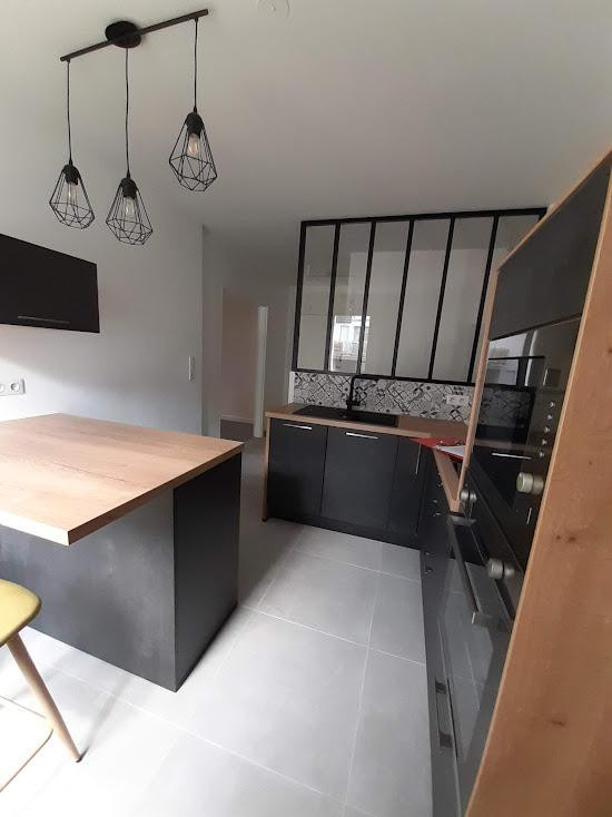 
                                                Location
                                                 T2 disponible de suite