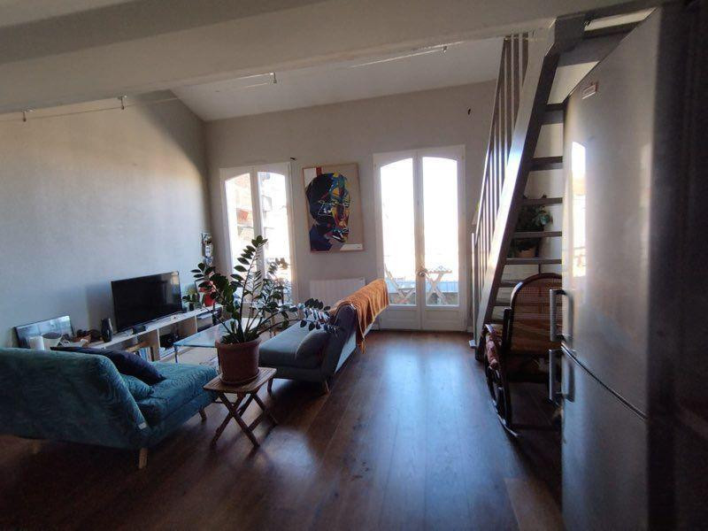 
                                                Location
                                                 T2 duplex avec terrasse