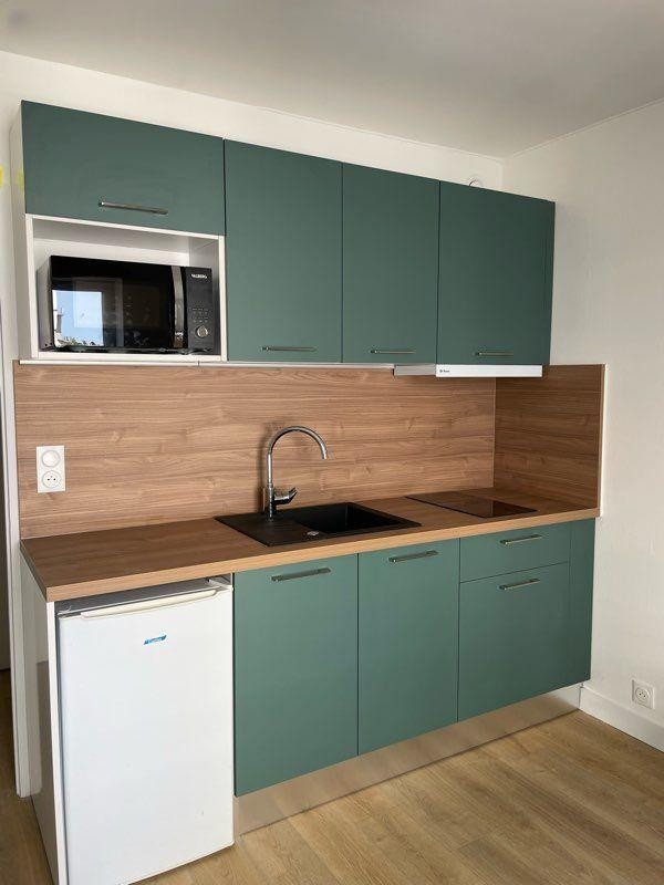 
                                                Location
                                                 T2 duplex meublé 29m²  rénové Canclaux