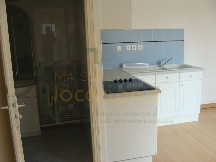 
                                                Location
                                                 T2 en duplex proche centre ville