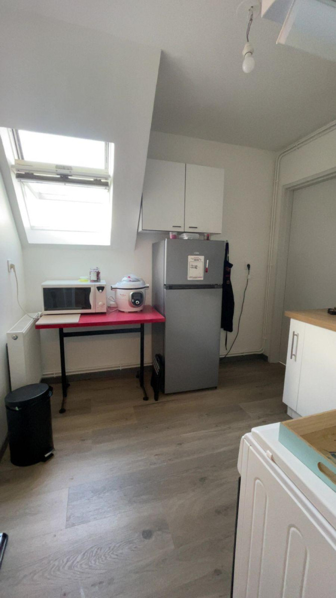 
                                                Location
                                                 T2 en plein coeur du bourg St Vincent